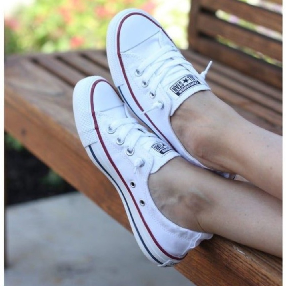 Like new condition- Chuck Taylor All Star Shoreline Slip